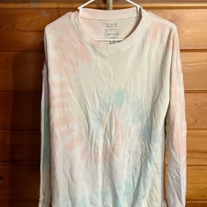 This is a crew neck sweater from American Eagle.